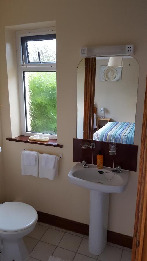 Riverwalk House B&B Oughterard Exterior foto